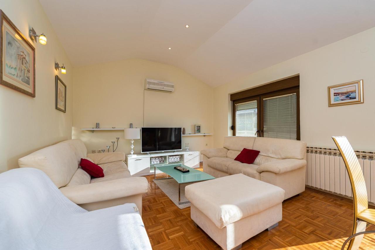 Vila Luna Apartments Zadar Extérieur photo